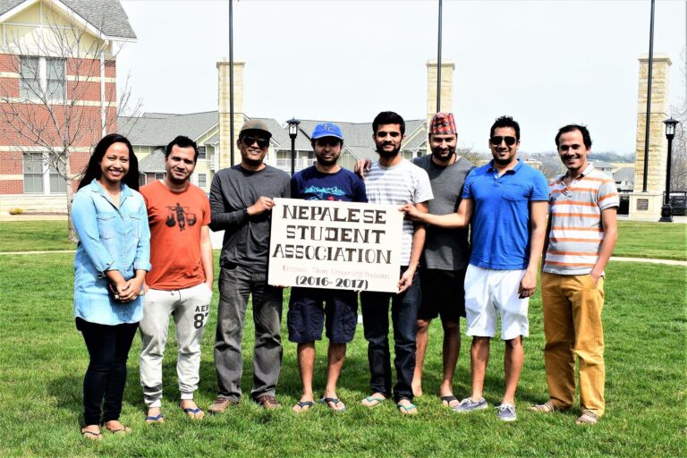(कान्सास स्टेट युनिभर्सिटीमा नेपाली विद्यार्थी संघ (एनएसए) । तश्वीर सौजन्य: एनएसए)