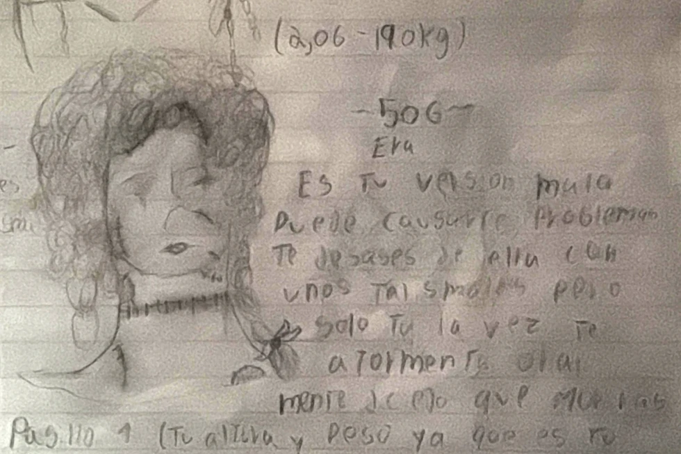 Colombian Girls detained in Texsas art