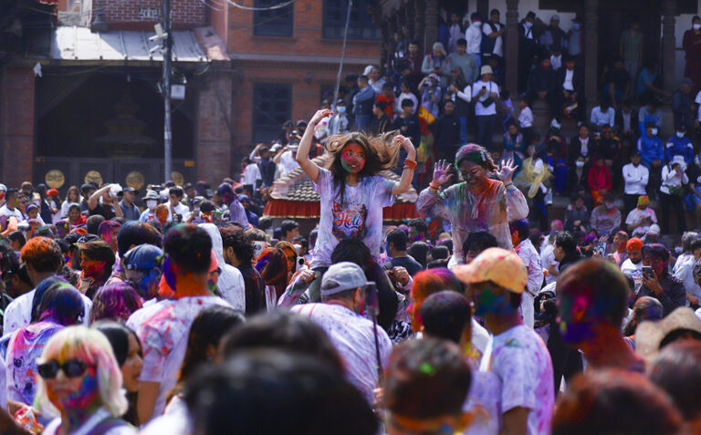 Basantapur Holi