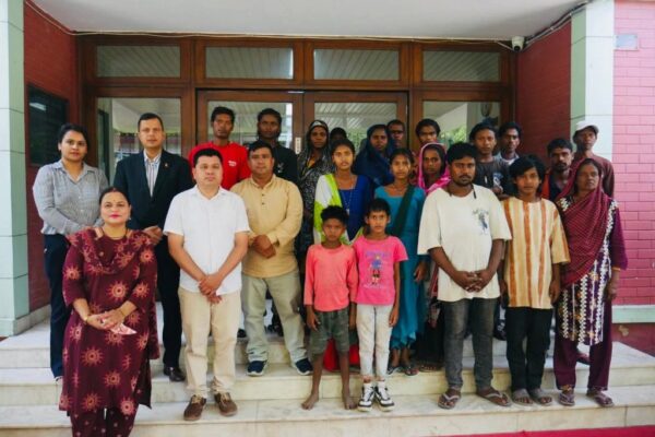 16 Nepalis held hostage in India rescued