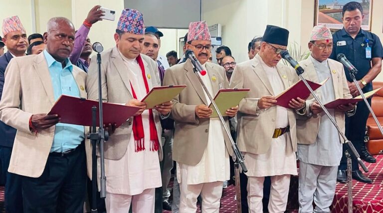 Lumbini Cabinet Expand