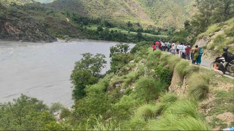 Bheri Bus Plunge