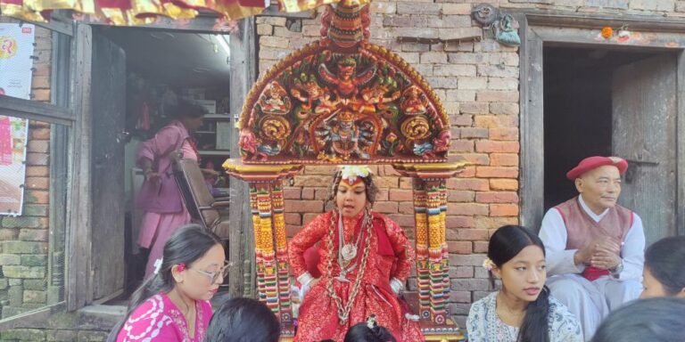 Kumari Tika